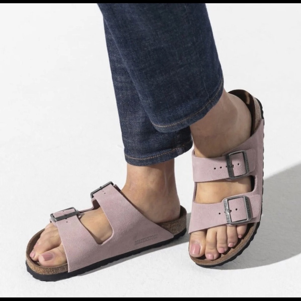 NWOT Birkenstock Arizona Lavender Plush 39 Narrow